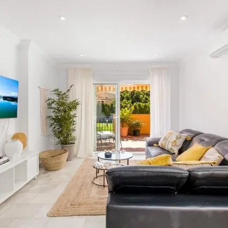 3bedr Ap - 1min Walk To The - Park Elviria - Apartamento *