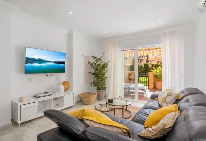 Apartament 3bedr Ap - 1min Walk To The - Park Elviria - Marbella