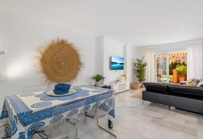 3bedr Ap - 1min Walk To The - Park Elviria - * Marbella