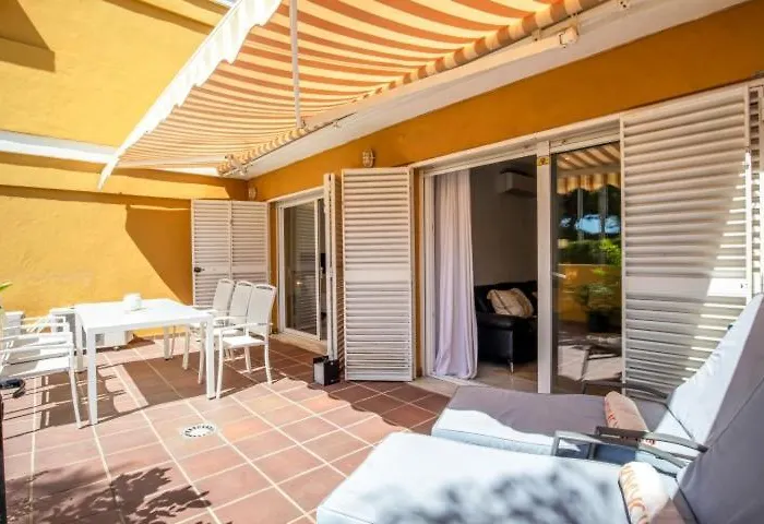 3bedr Ap - 1min Walk To The - Park Elviria - * Marbella