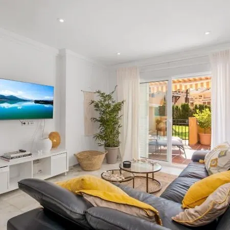 Apartment 3bedr Ap - 1min Walk To The - Park Elviria - Marbella